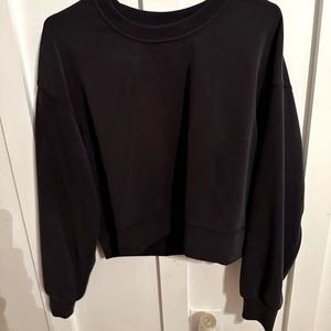 Softstreme Perfectly Oversized
Cropped Crew from lululemon size 6